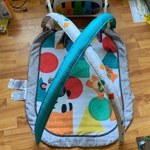 Baby piano mat